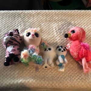 Colorful Plush Toy Set guc some without hang tag